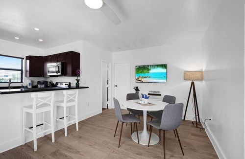North Beach Apartment | Waves On Walnut 4-beach Access