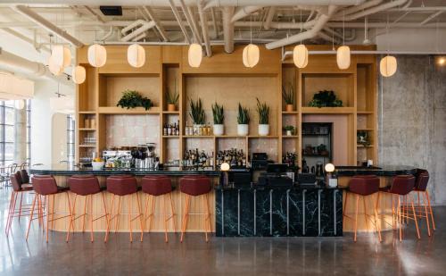 East Nashville Hotel | Waymore's Guest House & Casual Club