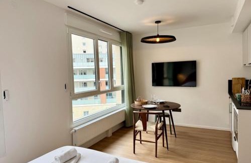 Reims Apartment | We Live Inn Sharies Reims B303