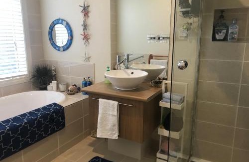 St Leonards Bed & Breakfast | We Love the Bay short stays private suite 1 to 4 days