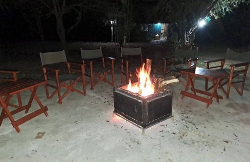 Ololaimutiek Cottage | we we are located at maasaimara 1.5 km from the main entrancen