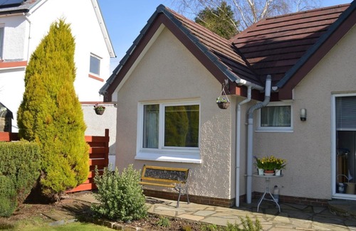 Innellan Apartment | Weatheroak Studio Annexe, great value for money, sleeps 2.