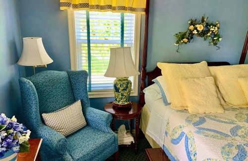 Historic Old Town House | WeatherPine Inn