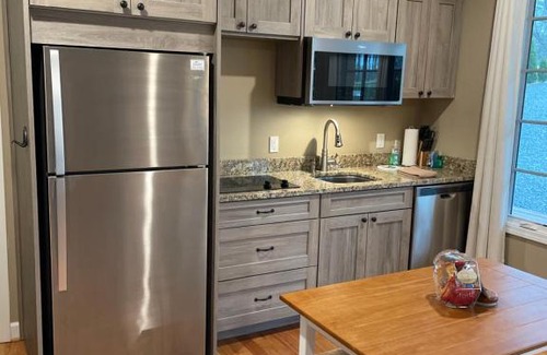 Weaverville Apartment | Weaverville cottage