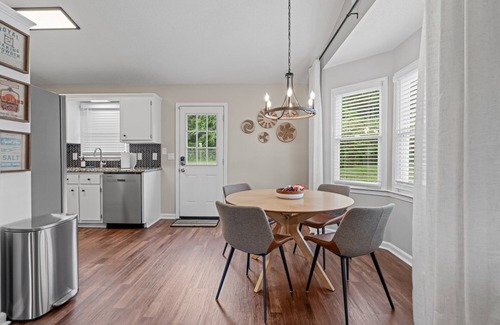 Cartersville House | Weekday Savings! 3BR Stay Close to Downtown