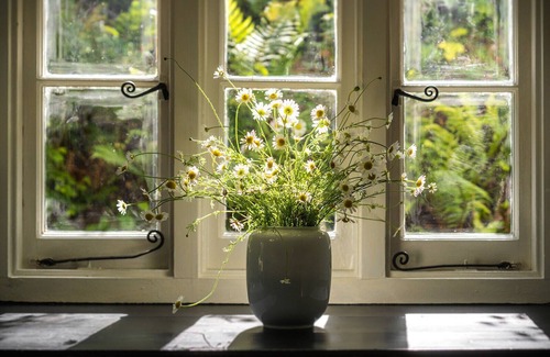 Heligan House | Weeke Brook - Quintessential thatched luxury Devon cottage