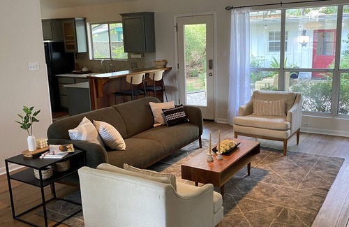 Barton Heights House | WEEKEND 2 LAST MINUTE ACL SPECIAL - Zilker neighborhood gem easy walk to ACL!