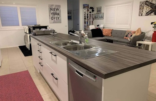 Capel Sound Apartment | Weekender For Two with outdoor Spa