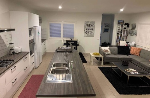 Capel Sound Apartment | Weekender For Two with outdoor Spa