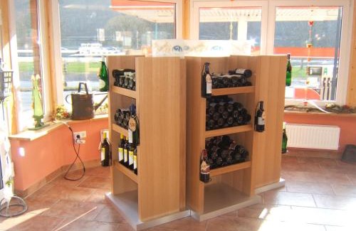 Sankt Aldegund House | Wein- und Gästehaus St. Aldegundishof
