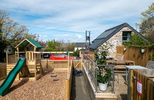 Crynant House | Welcome Lodge - 1 Bedroom Cottage - Llanrhidian