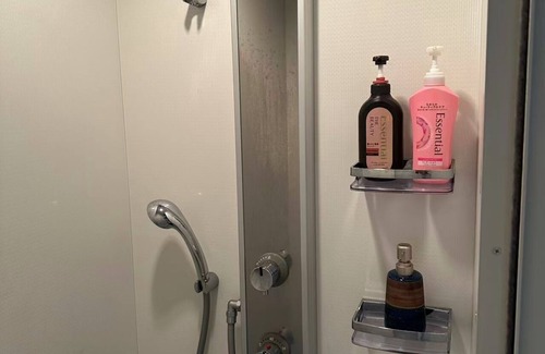 Kamiisshiki Apartment | Welcome long-stay 2-bedroom apartment in fabulous Edogawa City with WiFi, AC