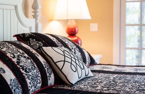 Diamond Point House | Welcome to a Cozy Getaway in the ADKs-Bolton, Trout Lake, Sagamore, Lake George