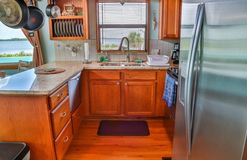 Pine Island House | WELCOME TO A PARADISE GETAWAY IN WEEKI WACHEE FLORIDA