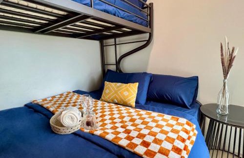 Ara Damansara Apartment | welcome to Aliya 3 room fix 6-7Pax