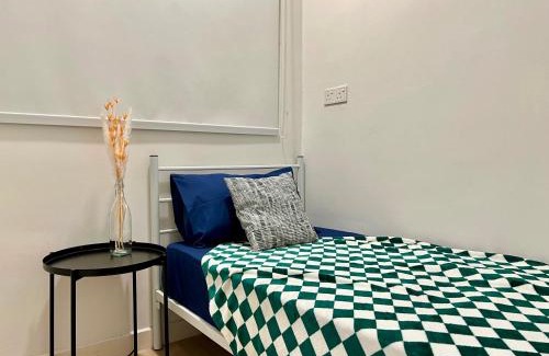 Ara Damansara Apartment | welcome to Aliya 3 room fix 6-7Pax