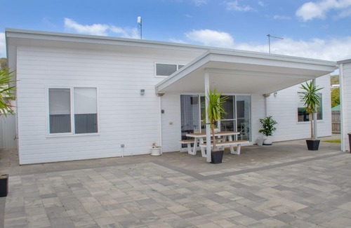 Seppings House | Welcome to Bay Belle - Binalup