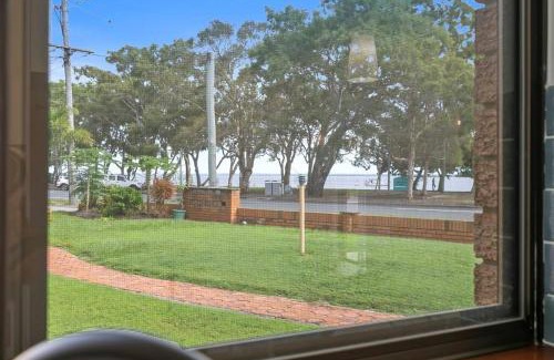 Bongaree Apartment | Welcome to Bridge View!