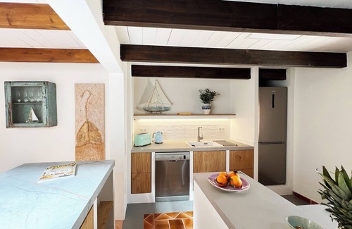 Arta House | Welcome to Casa Bellavista - urban domicile with a view of the countryside