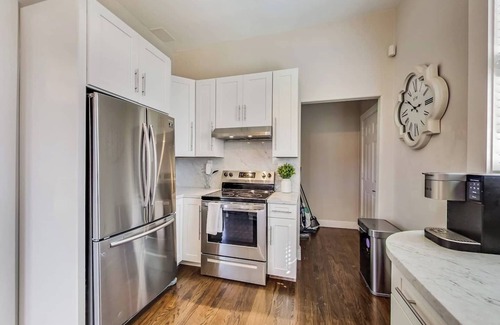 Oakland House | Welcome to our beautiful house with everything you need to enjoy the city!
