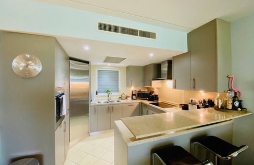 Pietermaai District Condo | Welcome to our Curacao Condo with Patio & Steps to the Pool Deck & Private Beach