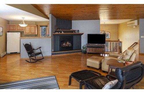 Barnum House | Welcome to our lake home! Enjoy the sunrise over Big Hanging Horn!