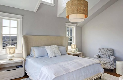 Stone Harbor House | Welcome to paradise in Southern Stone Harbor. Unobstructed southwestern wetland and bay views abound from this 4,000 s.f. 6 Bedroom, 6 Full Bath,