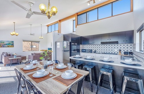 South Evans Head House | Welcome To Riverview Holiday Villa! Home Overlooking the Beautiful Evans River.