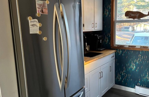 Mahone Bay Cottage | Welcome to Rosecliff, our Mahone Bay oceanside cottage!