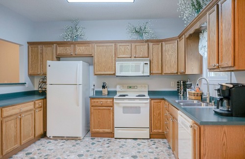 Sloans Valley House | Welcome to “Shady Hill” – The Perfect Comfy Choice for Family and Friends