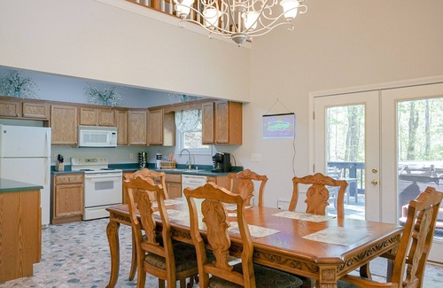 Sloans Valley House | Welcome to “Shady Hill” – The Perfect Comfy Choice for Family and Friends