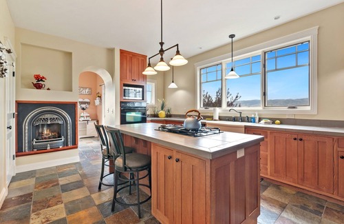 Fort Collins House | Welcome to Sunrise Ranch! Amazing Mountain Views!