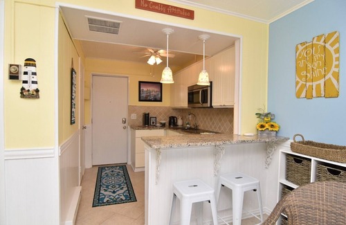 Rehoboth Beach Apartment | Welcome to the beach at Rehoboth!