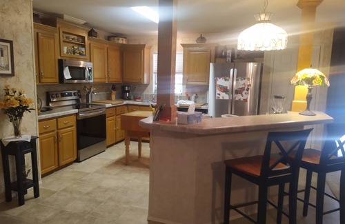 Moore Haven House | Welcome to the "CASA CORAZON TROPICAL". Your vacation home in the heart of Florida!