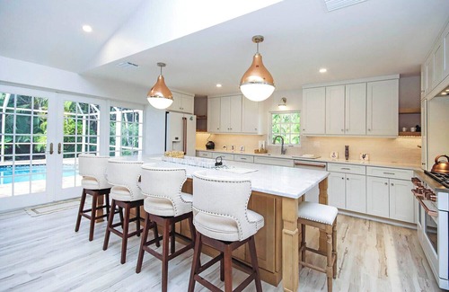 Gumbo Limbo House | Welcome to The Gumbo Limbo Home: Your Sanibel Island Oasis with Private Heated