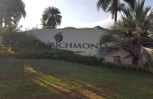 Claremont House | Welcome to The Palms. where you will experience paradise on earth.