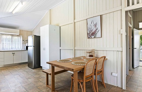 Urangan House | Welcome to The Queen on King