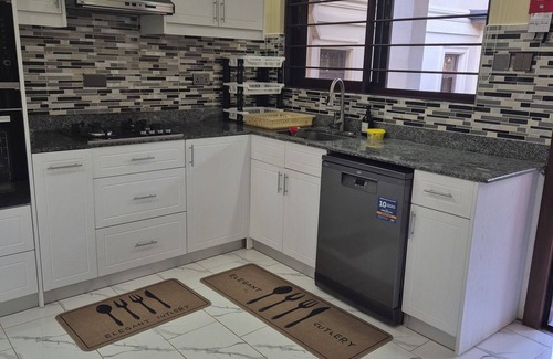 Nairobi House | Welcome to The Urban EcoLuxe a spacious three bedroom two bathrooms urban villa.