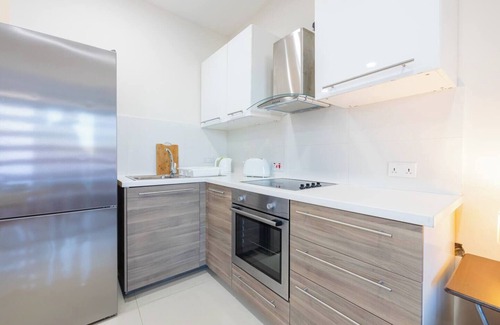 Għadira Apartment | Welcome to this charming one-bedroom apartment located in Mellieha, Malta