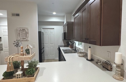 Branson West Condo | Welcome to this charming 2-bedroom condo located 5 mins from Silver Dollar City!