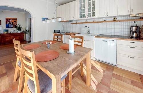 Hoganas House | Welcome to this family holiday home in the centre of the popular coastal town of Höganäs.