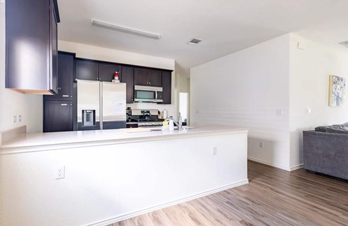 Austin House | Welcome to your modern home in Austin, close to downtown and the airport!