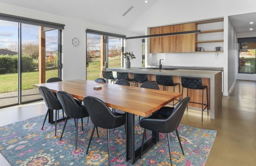 Mansfield House | Welcome to your perfect getaway in Mansfield!