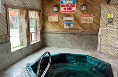 Red Lodge Condo | Welcoming 2-bedroom condo 6.1 miles from Red Lodge Mountain Ski Resort