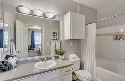 Clearfield Hotel | Welcoming 2BR Pool Gym Near Hill AFB & Lagoon