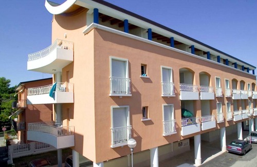 Bibione Apartment | Welcoming flat with mezzanine close to the beach