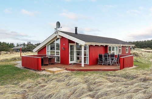 Hirtshals House | Welcoming Holiday Home in Hirtshals with Sauna