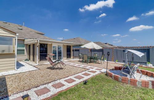 Houston House | Welcoming Home about 16 Mi to Downtown Houston!