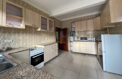Kigali House | Welkom To Myplace (beautiful & Elegant 7 Bedrooms)