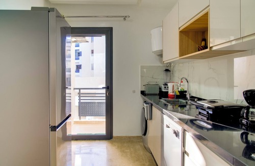Cite Al Mohammadi Apartment | well-appointed apartment, 7-minute drive from the beach and water park.
